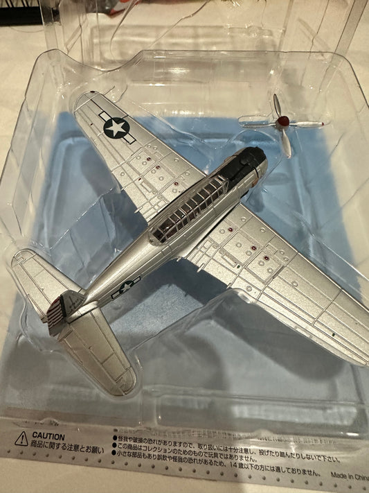 Avión diecast Hachette Nakajima B6N2 modelo 12 Tenzan 1:100