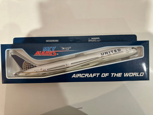Daron skymarks 787-9 united 1:200