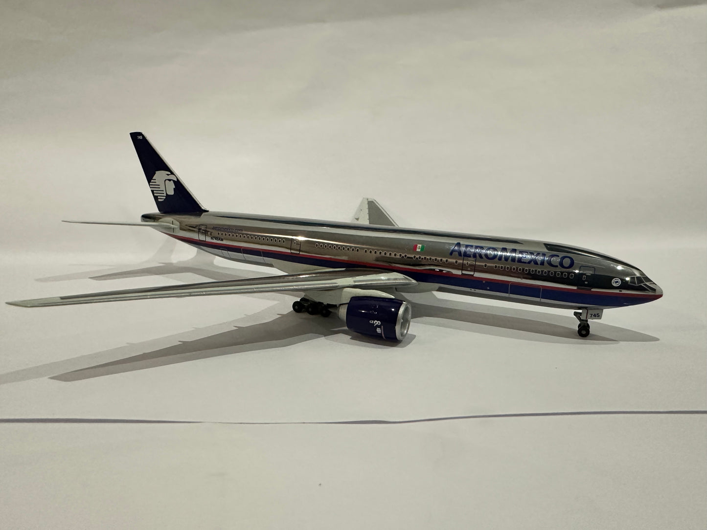 Aeromexico 777-200 1/400